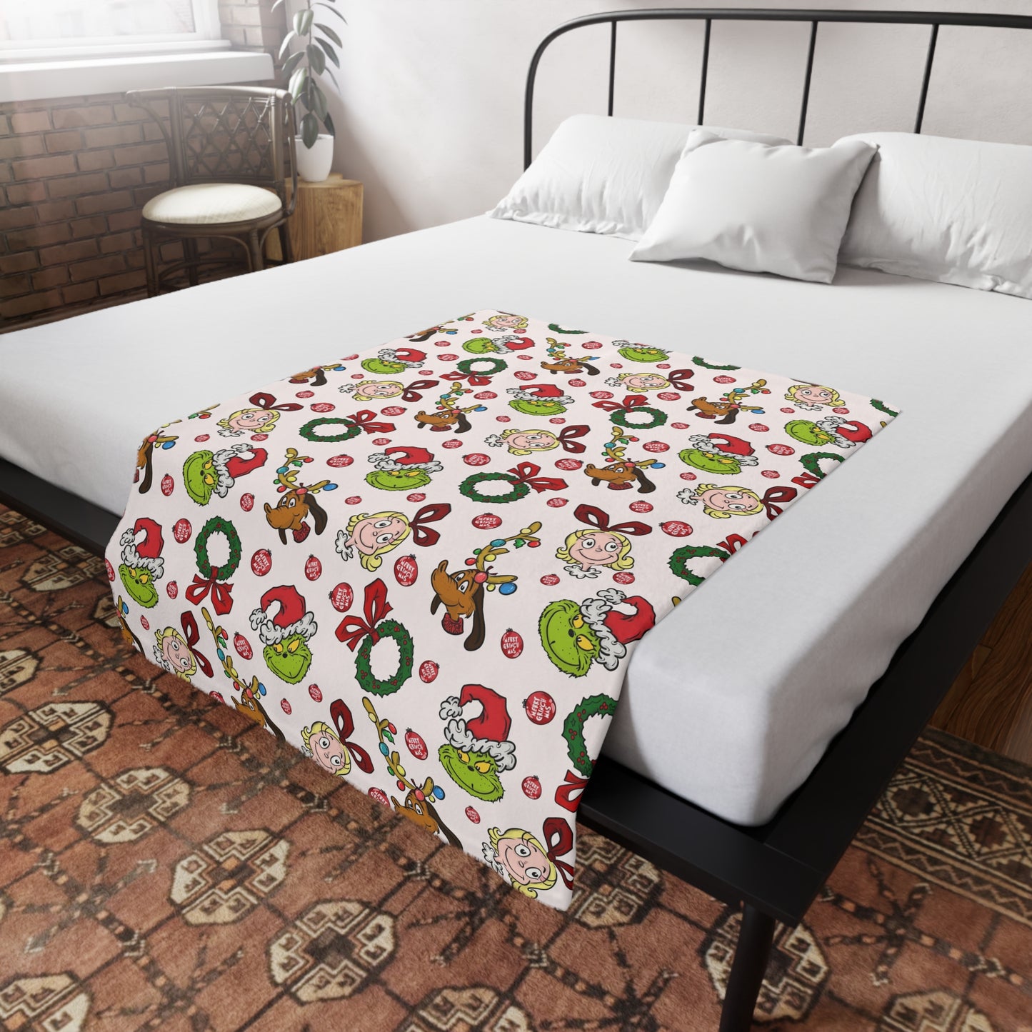 Holiday Fleece Blanket (Mean Green Guy with Wreath)